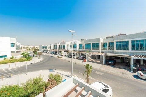 Снять в аренду виллу в Al Furjan, Дубай, ОАЭ 4 спальни, 225м2, № 664443 - фото 5