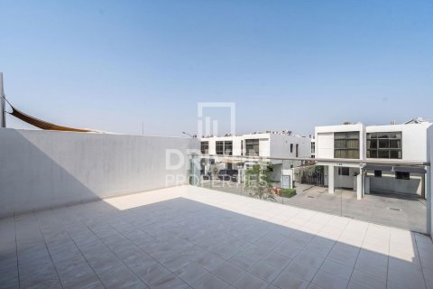 Townhouse in Dubai, UAE 3 bedrooms, 151.8 sq.m. № 767784 - photo 24