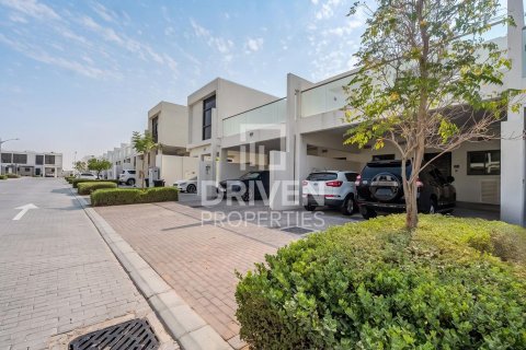 Townhouse in Dubai, UAE 3 bedrooms, 151.8 sq.m. № 767784 - photo 21