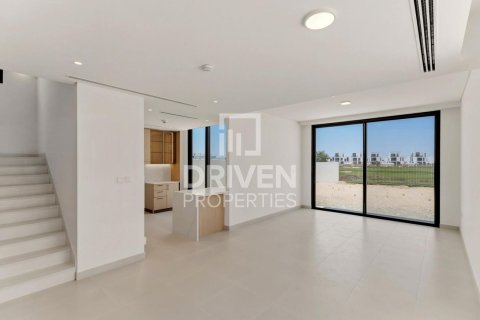 Villa til leie i Dubai South (Dubai World Central), Dubai, Emiratene 4 soverom, 596.81 kvm Nr. 768255 - Foto 2