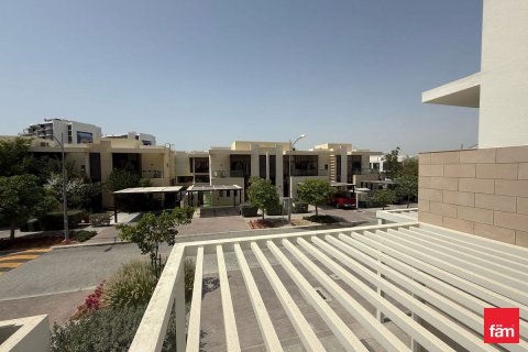 Таунхаус Дубай, БАӘ-да 4 жатын бөлмелер, 228.7 м² № 722103 - фото 17
