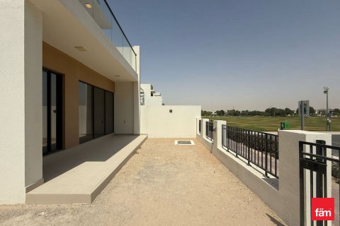 Városi lakóépület itt: Dubai, EAE, 4 hálószoba, 228.7 m², azonosító: 722103