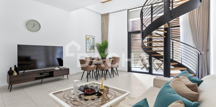 דירה ב Business Bay, Dubai, איחוד האמירויות 1 חדר שינה, 110 מ"ר מספר 711878