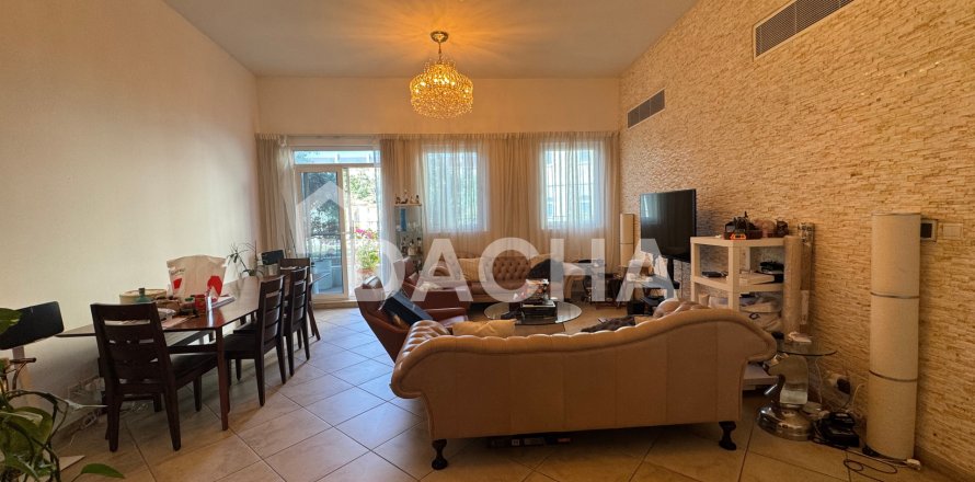 Apartamento em Motor City, Dubai, EAU 3 quartos, 198 m2 № 706530