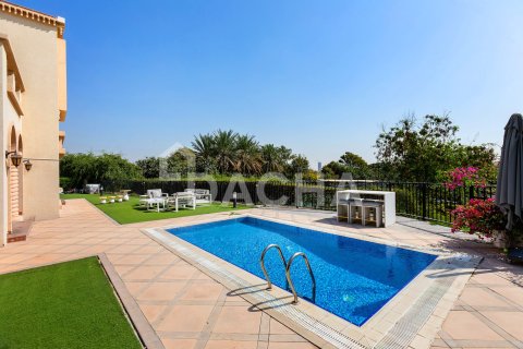 Villa til salg i Jumeirah Islands, Dubai, UAE 4 soveværelser, 488 kvm № 706529 - foto 26