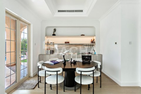 Villa til salg i Jumeirah Islands, Dubai, UAE 4 soveværelser, 488 kvm № 706529 - foto 14