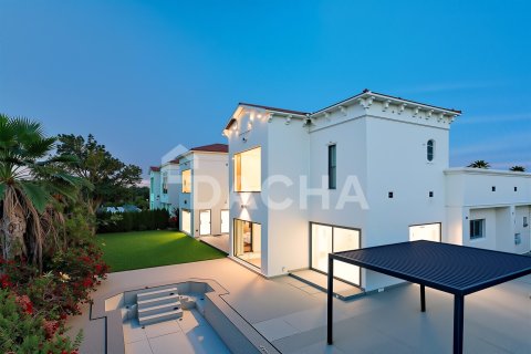 Jumeirah Islands, Dubai, UAE의 판매용 빌라 침실 5개, 1303제곱미터 번호 706546 - 사진 2