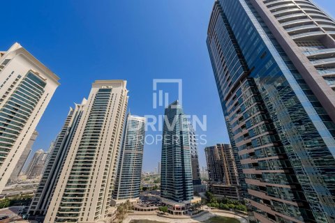 Снять в аренду квартиру в Джумейра Лейк Тауэрс, Дубай, ОАЭ 1 спальня, 103м2, № 654833 - фото 1
