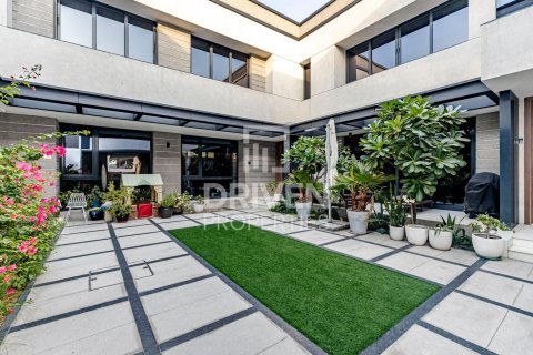 Vila u Al Badaa, Dubai, UAE 2 spavaćih soba, 163 m2 Br. 654831 - fotografija 16