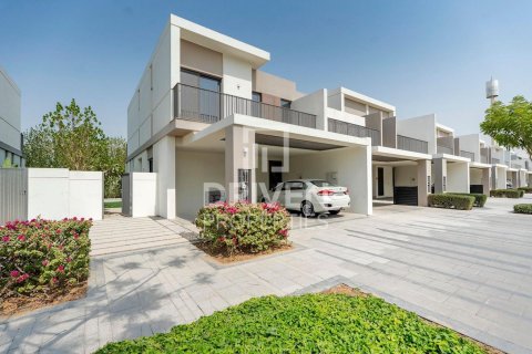 Radový dom v Tilal Al Ghaf, Dubai, SAE 4 spálne, 221 m2 č. 654830 - Fotografia 3