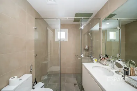 Villa in affitto a Meadows, Dubai, EAU 5 camere da letto, 369 mq. № 738282 - foto 16