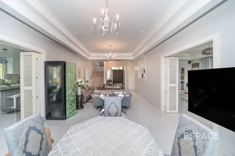 Villa in affitto a Meadows, Dubai, EAU 5 camere da letto, 369 mq. № 738282 - foto 4