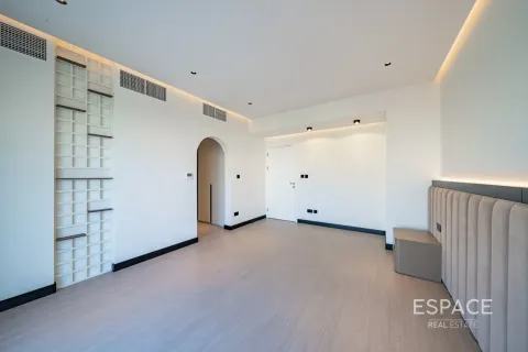 Vila u Meadows, Dubai, UAE 4 spavaćih soba, 320 m2 Br. 738281 - fotografija 14