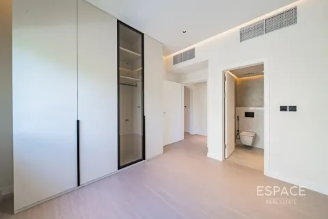 Vila u Meadows, Dubai, UAE 4 spavaćih soba, 320 m2 Br. 738281 - fotografija 7
