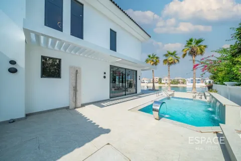 Βίλα σε Palm Jumeirah, Dubai, ΗΑΕ 4 υπνοδωμάτια, 483 τ.μ. Αρ. 738041 - φωτογραφία 15