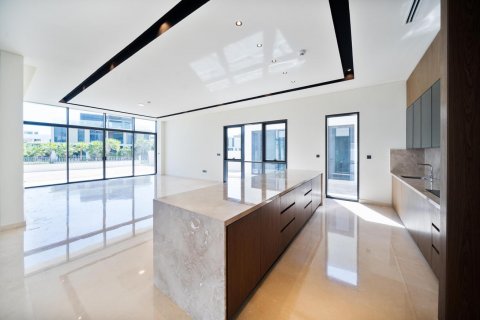 Villa in Dubai Hills Estate, Dubai, UAE 6 bedrooms, 937 sq.m. № 642053 - photo 5