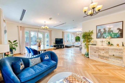 Jumeirah Park、Dubai、UAE にあるヴィラ販売中 3ベッドルーム、806 m2、No642054 - 写真 11