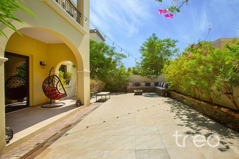 Vila di Arabian Ranches 2, Dubai, UEA 3 kamar tidur, 404.96 m2 nomor 733587 - foto 17