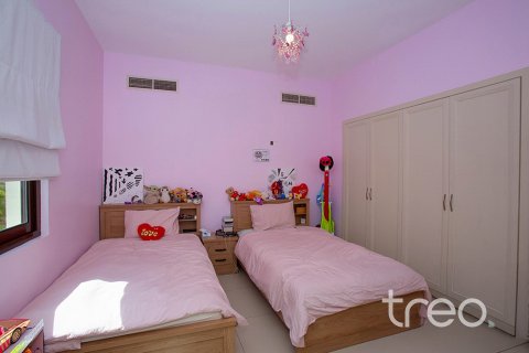 Vila di Arabian Ranches 2, Dubai, UEA 3 kamar tidur, 404.96 m2 nomor 733587 - foto 11