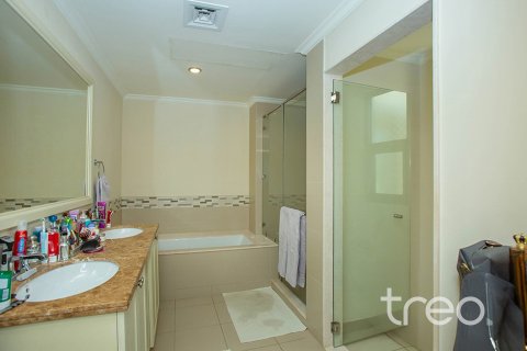 Vila di Arabian Ranches 2, Dubai, UEA 3 kamar tidur, 404.96 m2 nomor 733587 - foto 15
