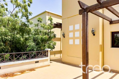 Vila u Mudon, Dubai, UAE 4 spavaćih soba, 371.15 m2 Br. 733586 - fotografija 13