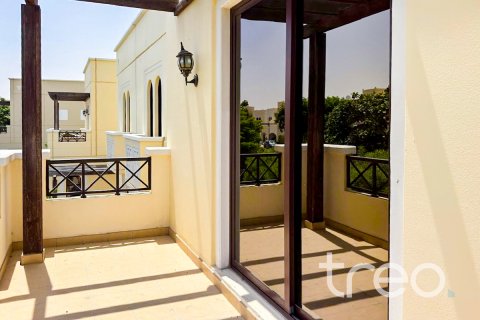 Vila u Mudon, Dubai, UAE 4 spavaćih soba, 371.15 m2 Br. 733586 - fotografija 9