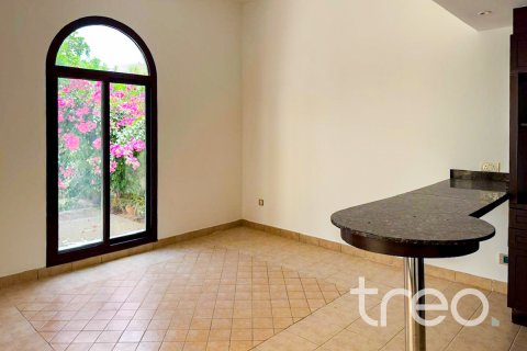 Vila u Mudon, Dubai, UAE 4 spavaćih soba, 371.15 m2 Br. 733586 - fotografija 5
