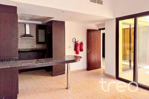 Vila u Mudon, Dubai, UAE 4 spavaćih soba, 371.15 m2 Br. 733586 - fotografija 3