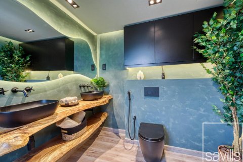 Apartmen di Jumeirah Beach Residence, Dubai, UAE 2 bilik tidur, 118.54 meter persegi № 753550 - foto 11