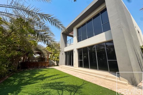 Vilë në Dubai Hills Estate, Dubai, Emiratet e Bashkuara Arabe 4 dhoma gjumi, 435.9 m2. № 753546