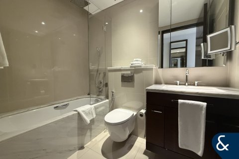 Снять в аренду квартиру в Даунтаун Дубай (Даунтаун Бурдж Дубай), ОАЭ 3 спальни, 226м2, № 698265 - фото 14