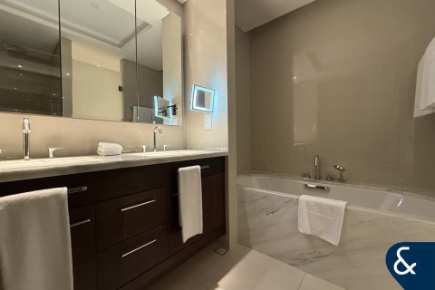 Снять в аренду квартиру в Даунтаун Дубай (Даунтаун Бурдж Дубай), ОАЭ 3 спальни, 226м2, № 698265 - фото 20