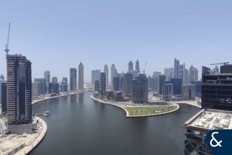 Apartman u Business Bay, Dubai, UAE 1 spavaća soba, 90 m2 Br. 698275 - fotografija 2