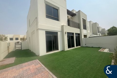 Huvila Town Square, Dubai, Arabiemiraatit 4 makuuhuonetta, 271 m2 № 698276 - kuva 1