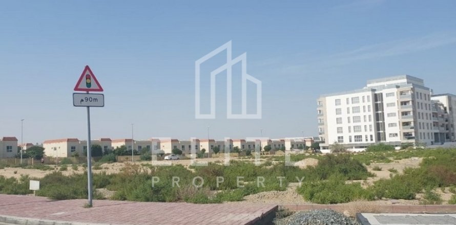 Земельный участок в Дубай, ОАЭ № 638891