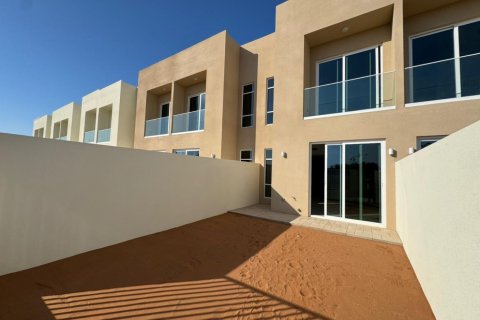 Řadový dům v Ras Al Khaimah, SAE 2 ložnice, 170 m² Č.: 734605 - fotografie 11