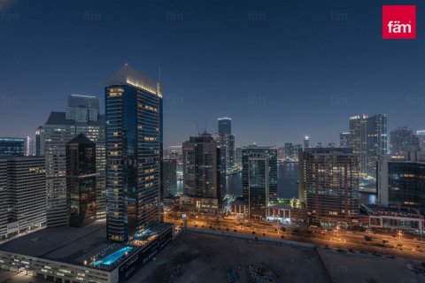 Appartement te huur in Downtown Dubai (Downtown Burj Dubai), Dubai, VAE 2 slaapkamers, 141.9 vr.m., nr 714416 - foto 1
