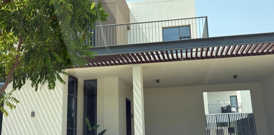 Вилла в Дубай, ОАЭ 4 спальни, 224.9м2 № 714391