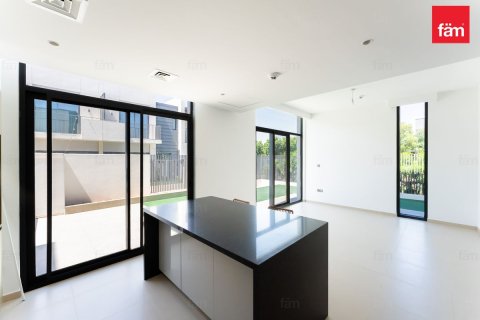 Villa in Dubai, UAE 4 bedrooms, 224.9 sq.m. № 714391