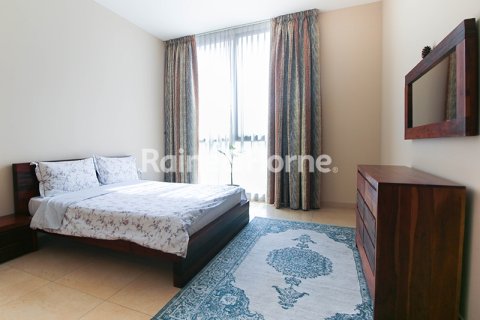 Villa in Dubai, UAE 4 bedrooms, 313.2 sq.m. № 707596 - photo 14