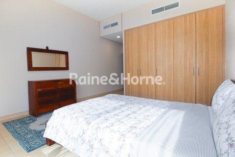 Villa in Dubai, UAE 4 bedrooms, 313.2 sq.m. № 707596 - photo 17