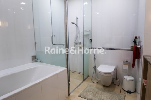 Villa in Dubai, UAE 4 bedrooms, 313.2 sq.m. № 707596 - photo 23