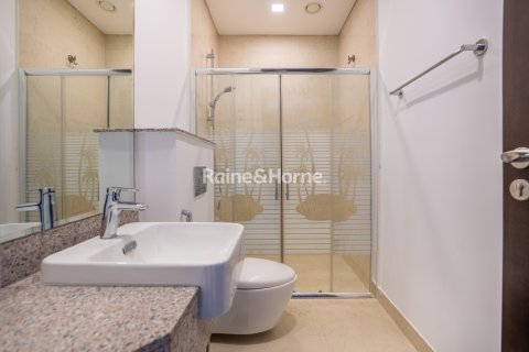 Rijtjeshuis te huur in Motor City, Dubai, VAE 3 slaapkamers, 239.9 vr.m., nr 707605 - foto 16