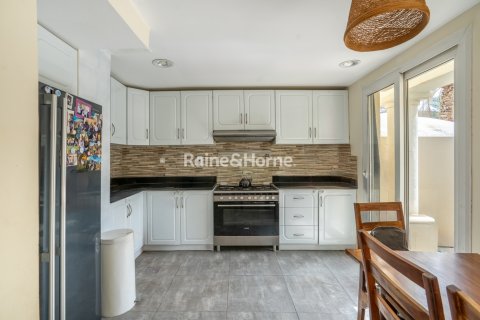 Villa in The Springs, Dubai, UAE 2 bedrooms, 207.1 sq.m. № 707608 - photo 3