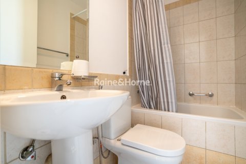 Villa in The Springs, Dubai, UAE 2 bedrooms, 207.1 sq.m. № 707608 - photo 15