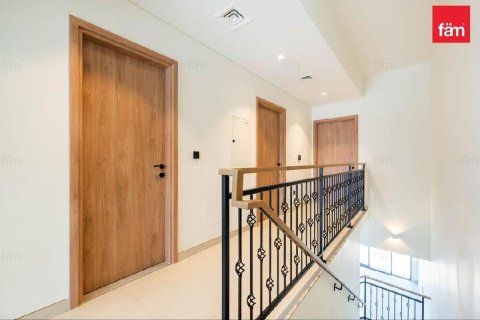 Townhouse de închiriat în Dubai, EAU 4 dormitoare, 145.2 mp. №740858 - poză 10