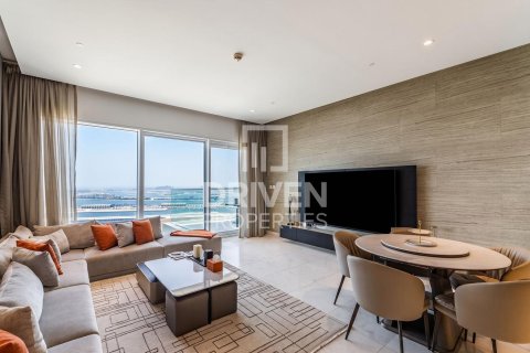Üürile anda korter asukohaga Jumeirah Beach Residence, Dubai, AÜE: 2 magamistoaga, 179.3 m² Nr 768372 - pilt 2