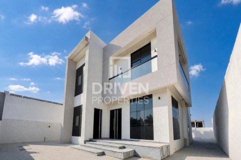 Villa sa Al Aweer, Dubai, UAE 5 silid-tulugan, 759.02 sq.m. № 768369 - larawan 26