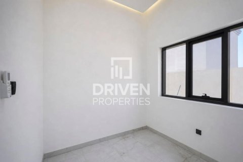 Villa sa Al Aweer, Dubai, UAE 5 silid-tulugan, 759.02 sq.m. № 768369 - larawan 10