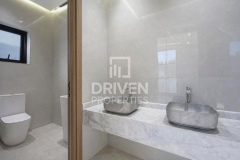 Villa sa Al Aweer, Dubai, UAE 5 silid-tulugan, 759.02 sq.m. № 768369 - larawan 20